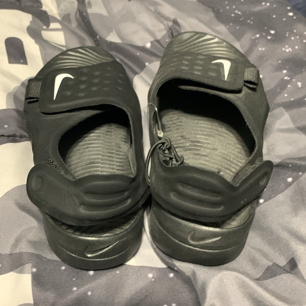 Boys NIKE water shoes /sandals black